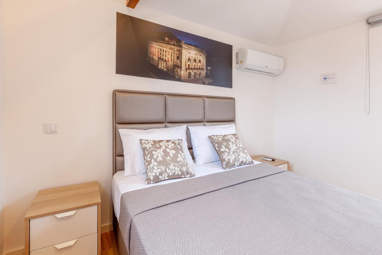 Villa Apartments & Suites بورتو المظهر الخارجي الصورة